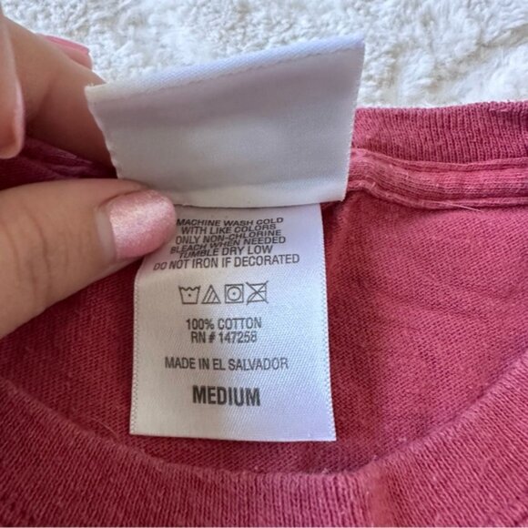 Simply Southern | Red & Gold "Do Everything With Love" Tee | Size Medium - Picture 12 of 14